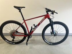 Horské kolo SUPERIOR XP 909 Gloss Dark Red / Hologram Chrome 29