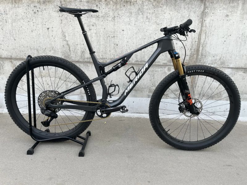 MERIDA NINETY-SIX RC XT - vhodné pro XC/Marathon/Downcountry.