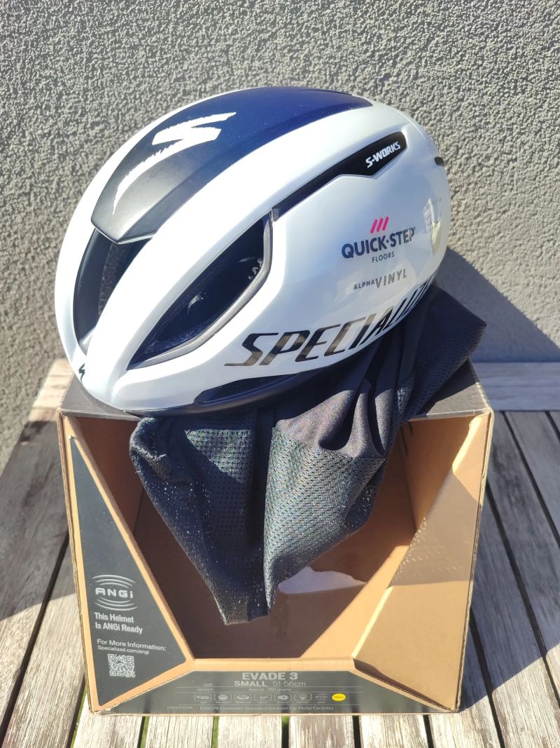 Specialized Evade3 Team Quickstep vel:51-56