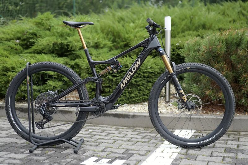 Amflow PL Carbon 