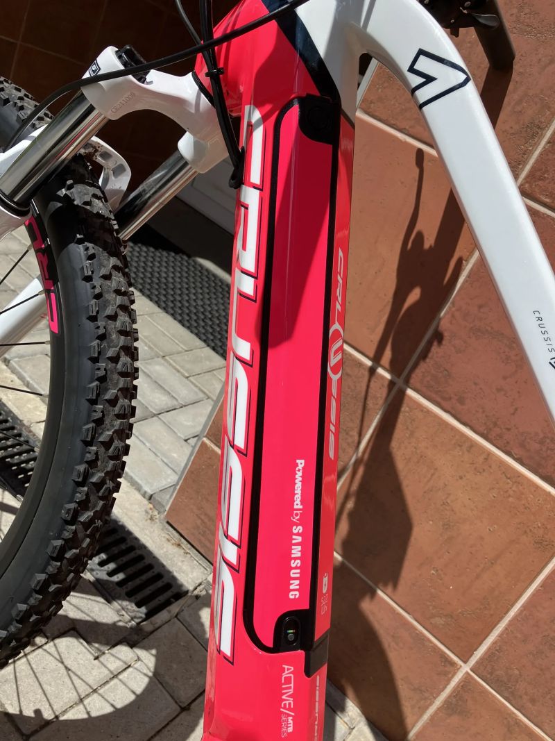 Crussis CRUSSIS e-Guera 7.7, 17"