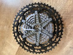Prodám kazetu Shimano XTR M9100