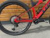TREK E-Caliber 9.8 XT – zánovní elektrokolo ve špičkovém stavu