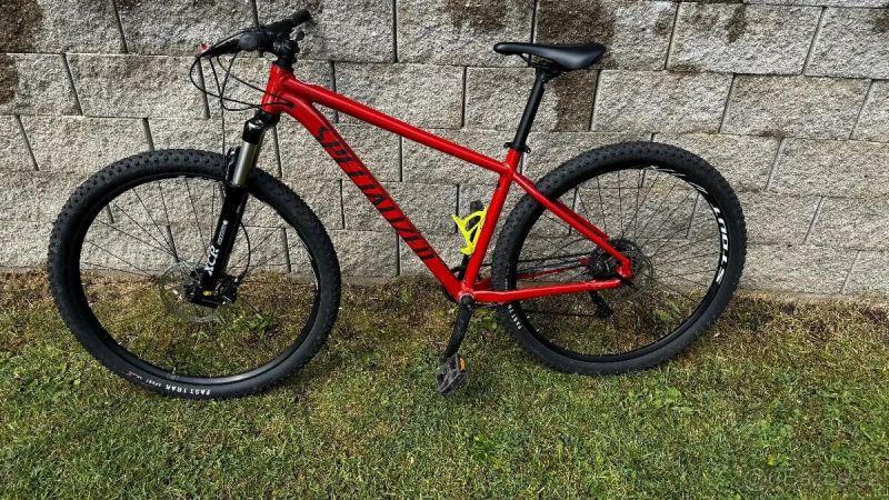 Specialized Rockhopper COMP 2022 L,vidlice XCR air