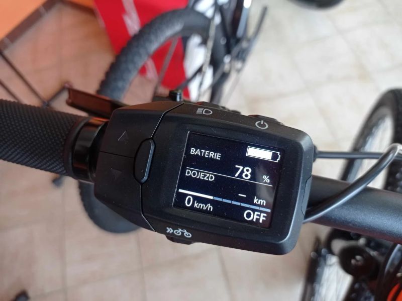 Leader Fox OXNAR , motor Panasonic, baterie 720Wh