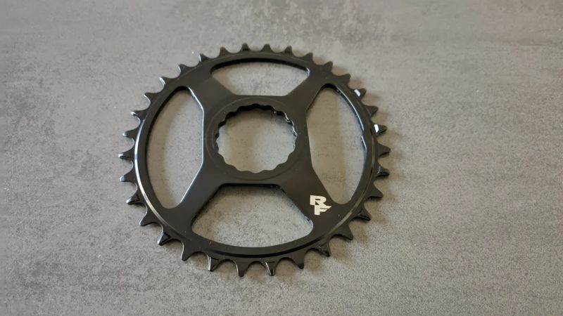 Převodník Race Face 32 zubů