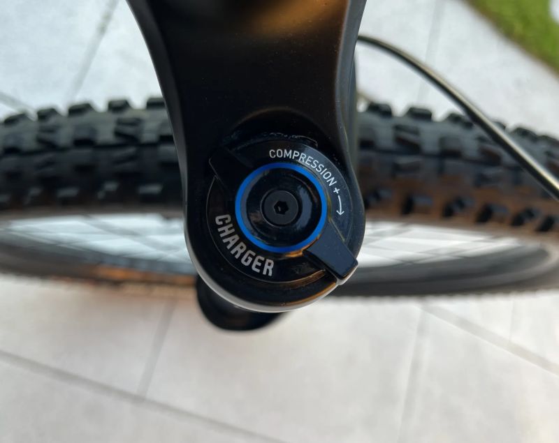 Cannondale Moterra Neo Carbon 2