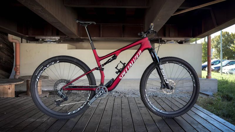 Specialized EPIC 8 Expert