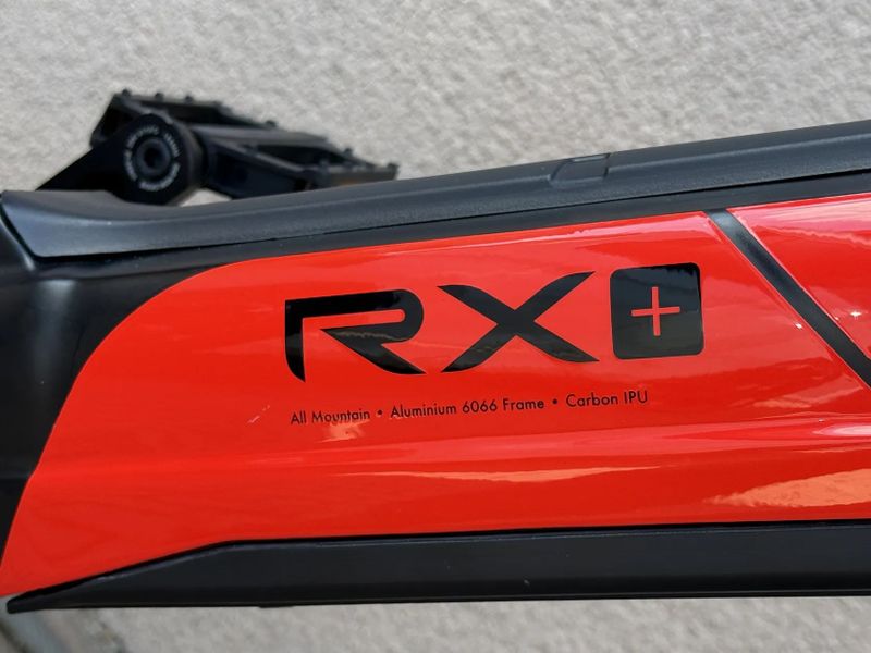 Rotwild RX+, Shimano XT, červené, velikost M