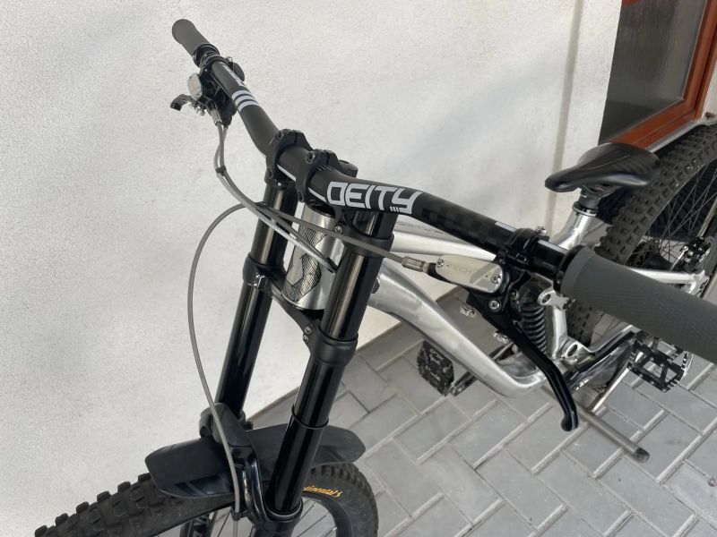 Scott Gambler 920 velikost L mullet