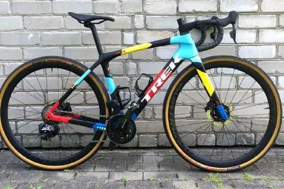 Trek Domane Project One Force D2 AXS