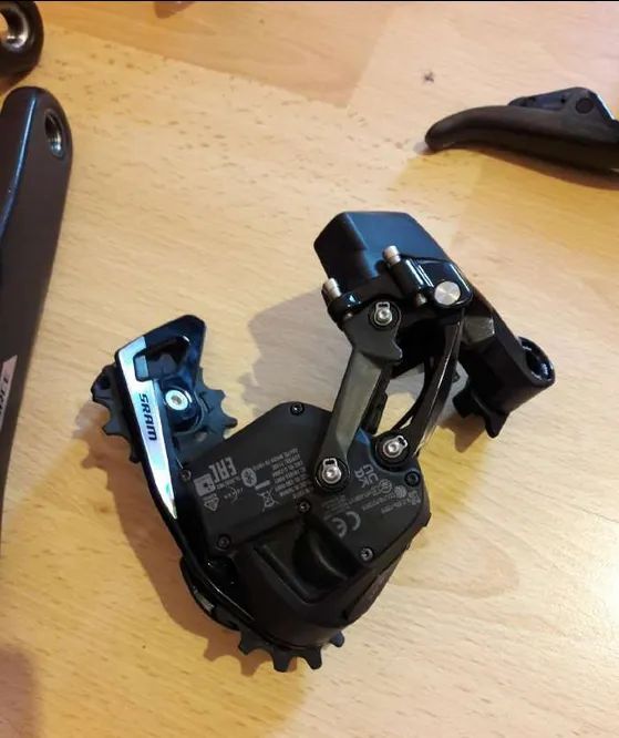 Sada Sram Force AXS D2
