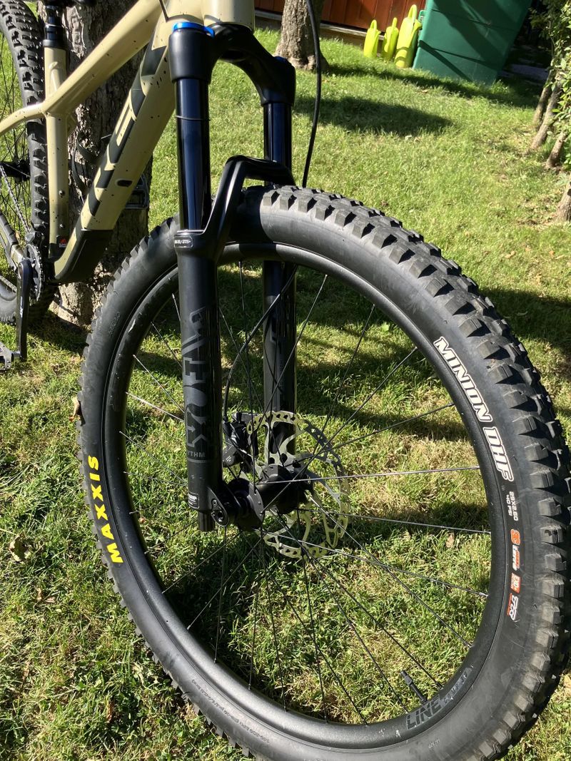 Trek Roscoe 9
