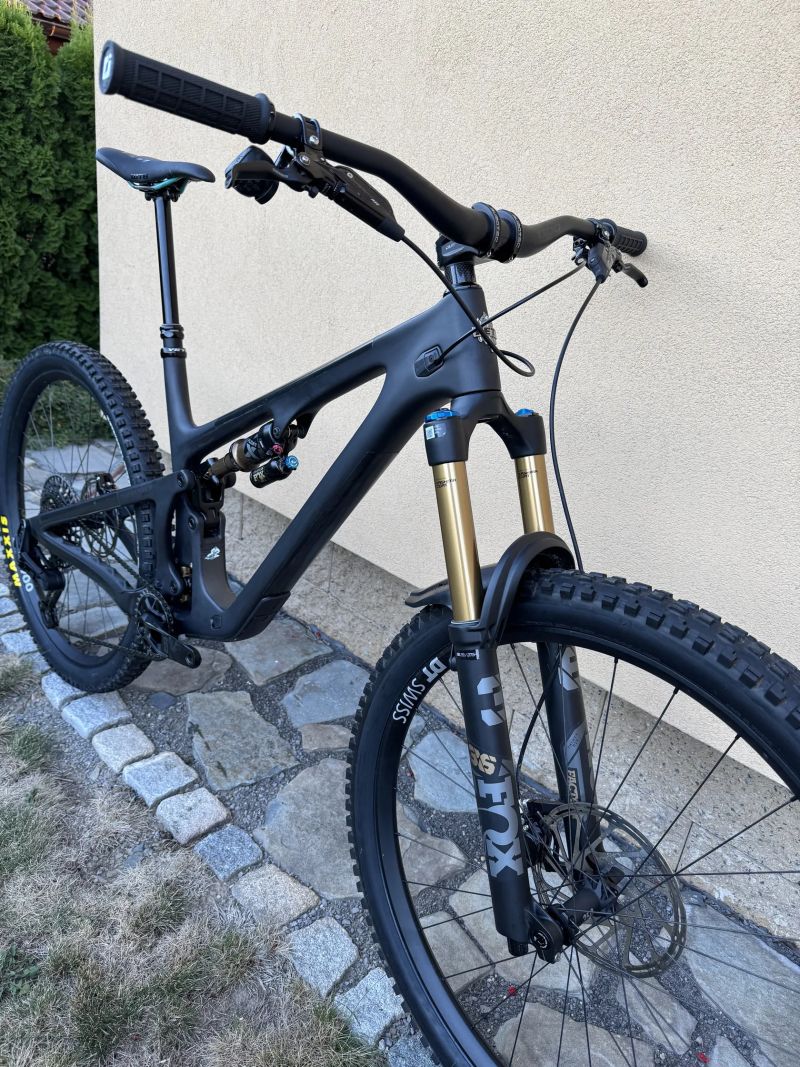 Yeti SB140 T3 X0 AXS Transmission
