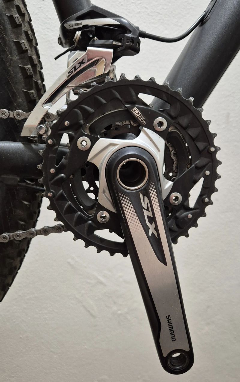 Kliky trojtác Shimano SLX 40-30-22, málo jeté 