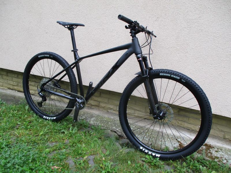 Nové 29" kolo na rámu MRX Elite ER25 19,5", Deore1x12, vzduch. vidlice Suntour Raidon, pevné osy