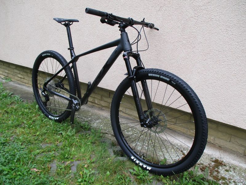 Nové 29" kolo na rámu MRX Elite ER25 19,5", Deore1x12, vzduch. vidlice Suntour Raidon, pevné osy