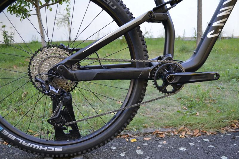 Canyon Neuron 7 (M) Top Stav