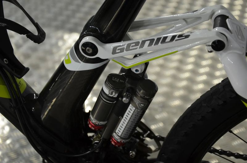Scott Genius Ritchey Carbon Twinlock IMP4 + příslušenství