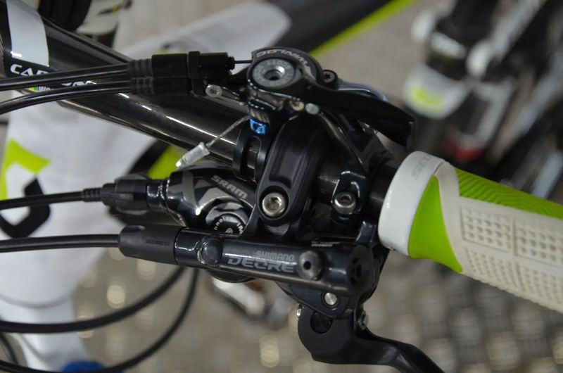 Scott Genius Ritchey Carbon Twinlock IMP4 + příslušenství