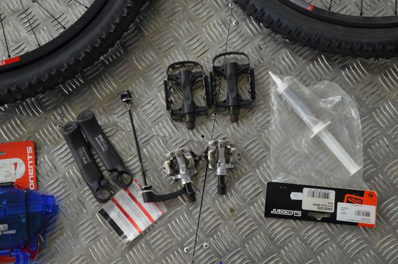 Scott Genius Ritchey Carbon Twinlock IMP4 + příslušenství