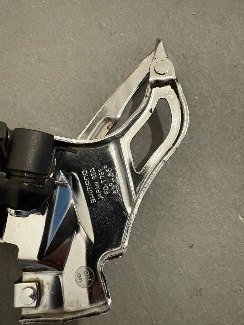 Přesmykač Shimano Deore XT FD-T781