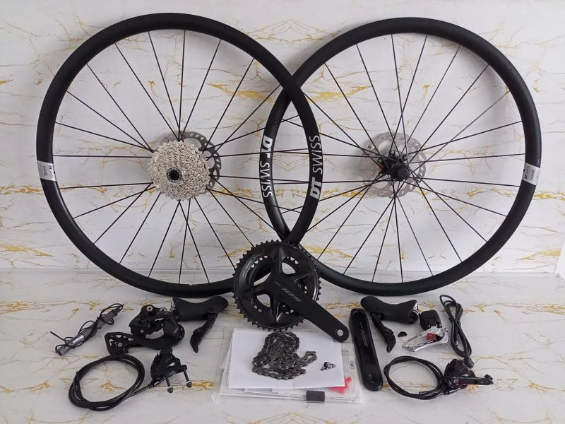 Nová sada Shimano Di2 2x12 R7170 + DT Swiss 