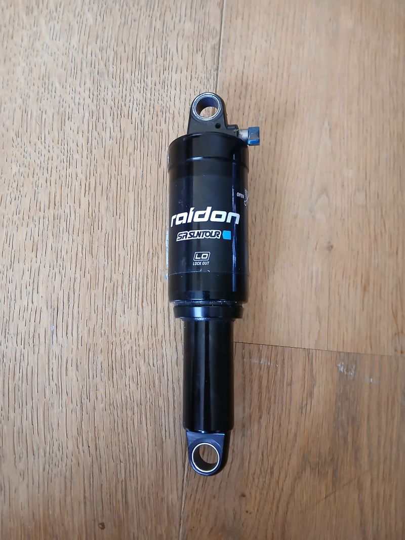 Tlumič SR SUNTOUR Raidon 