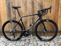 Superior TEAM ISSUE R Di2