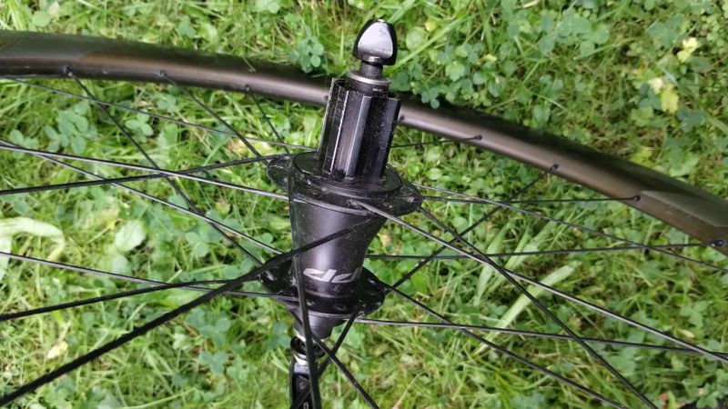 ZIPP 404 Firecrest TLR