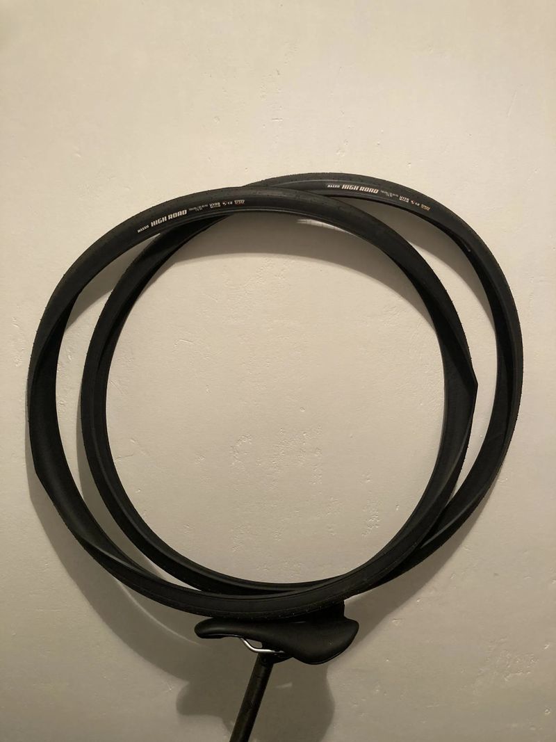 MAXXIS HIGH ROAD 700X28C KEVLAR - Tubeless ready - 2ks