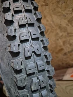 Continental Kryptotal Enduro 29x2.4" Soft - přední a zadní plášť