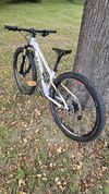 Grand Canyon Young Hero XS 27,5" (2023) – přestavba 11,5 kg, DT Swiss / Suntour Axon / Deore