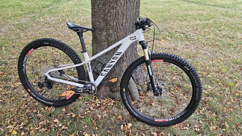 Grand Canyon Young Hero XS 27,5" (2023) – přestavba 11,5 kg, DT Swiss / Suntour Axon / Deore