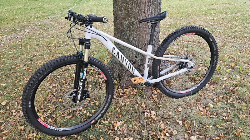 Grand Canyon Young Hero XS 27,5" (2023) – přestavba 11,5 kg, DT Swiss / Suntour Axon / Deore