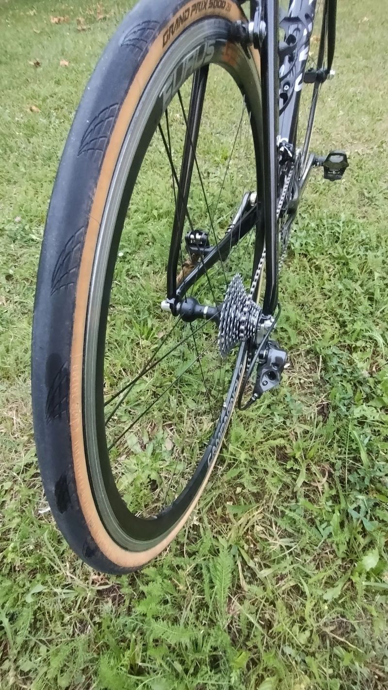 Canyon F10 Ultimate CF