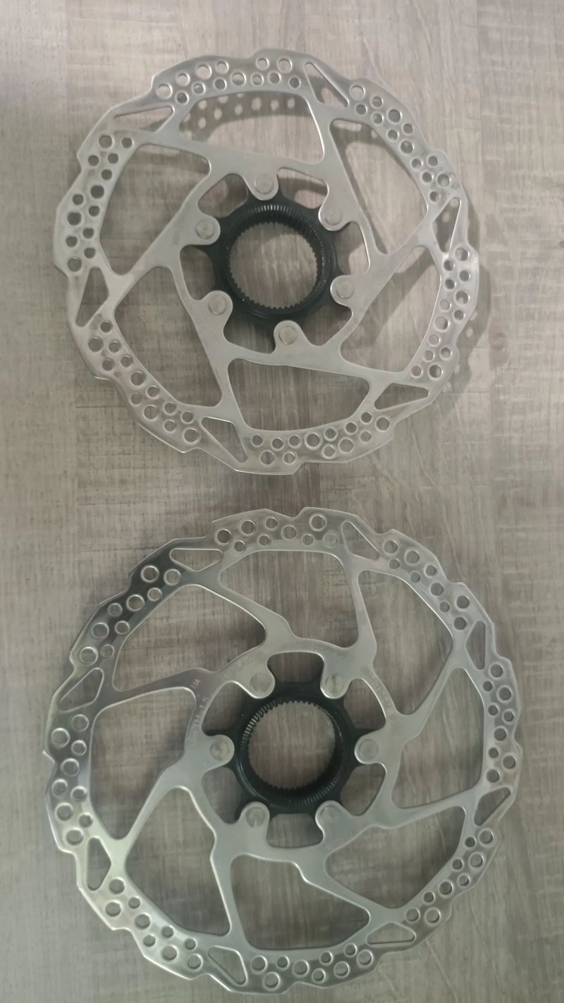 Kotouče SHIMANO SM-RT54