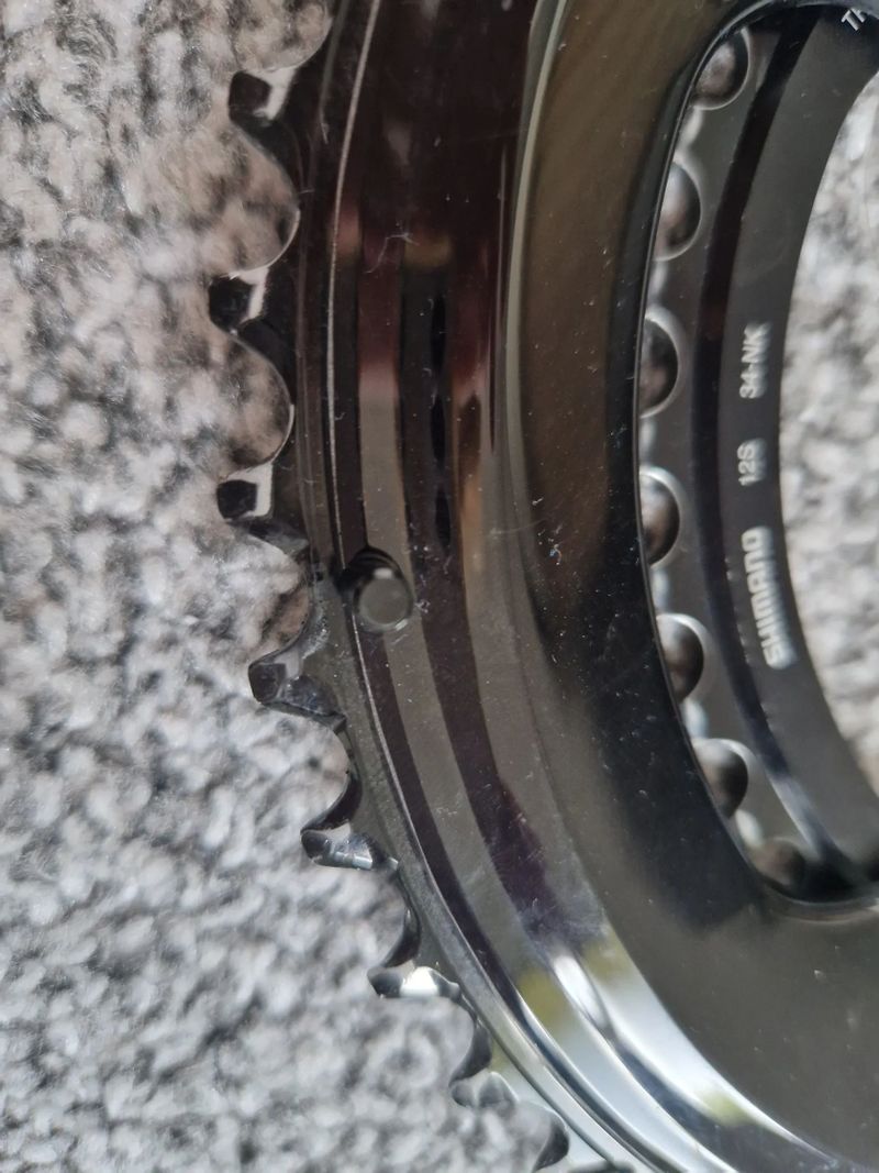 REZERVOVÁNO Převodníky Dura Ace FC-R9200 50/34