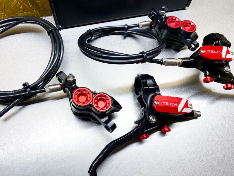 Brzdy Hope Tech 4 e4