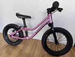 Rascal Punk dětské odrážedlo Raspberry