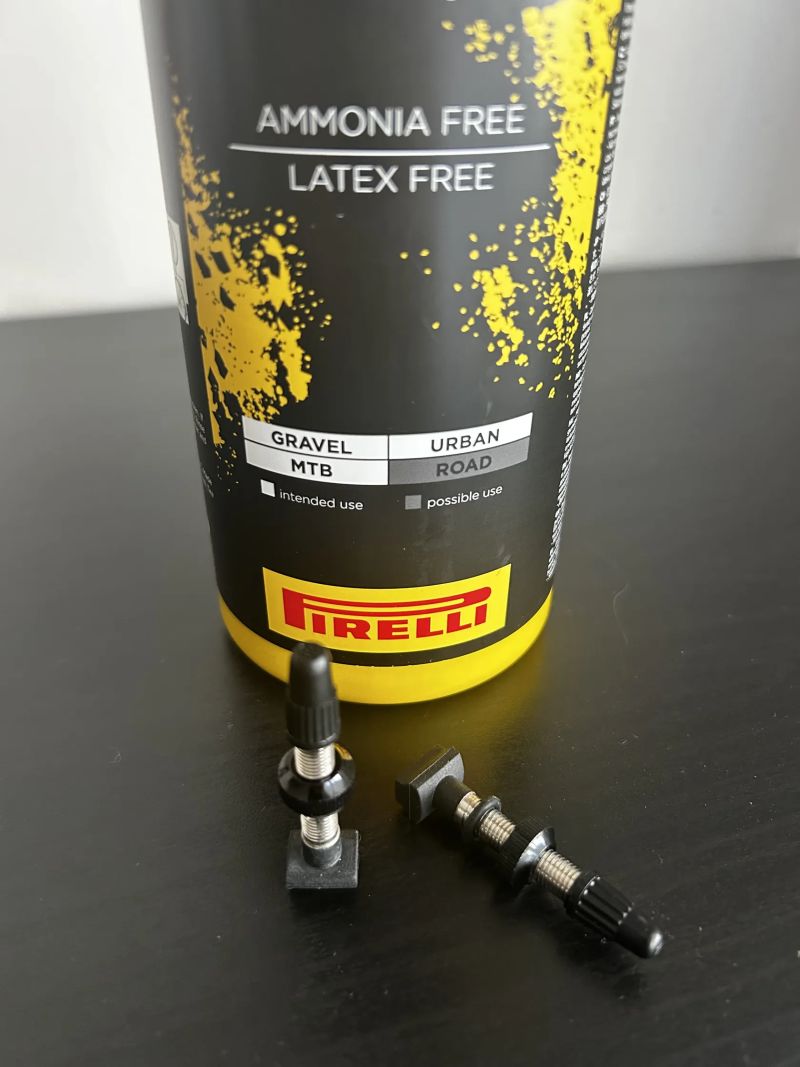 Tmel Pirelli + Tubeless ventilky