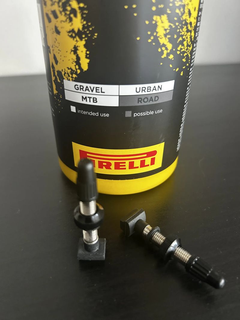 Tmel Pirelli + Tubeless ventilky