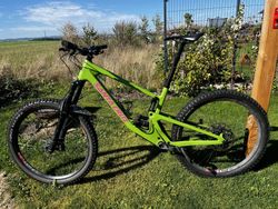 Santa Cruz Nomad V5