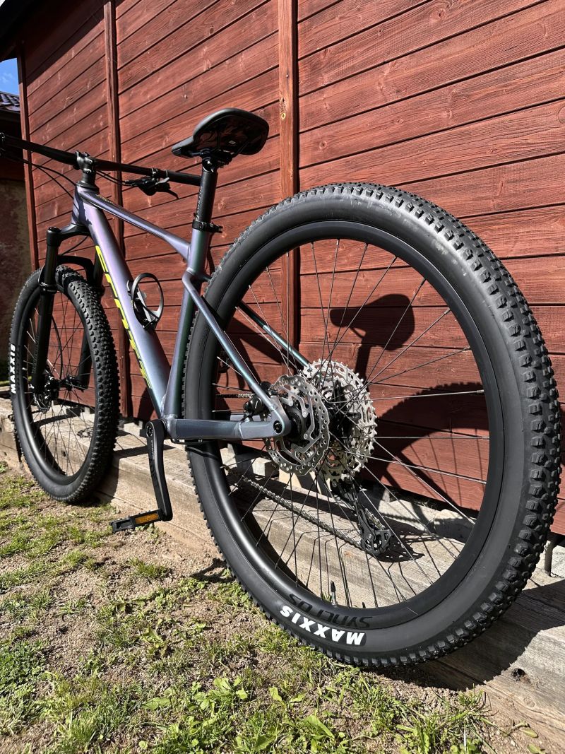Scott Scale 965