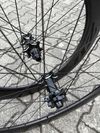 Silniční zapletená kola Zipp 404 + 808