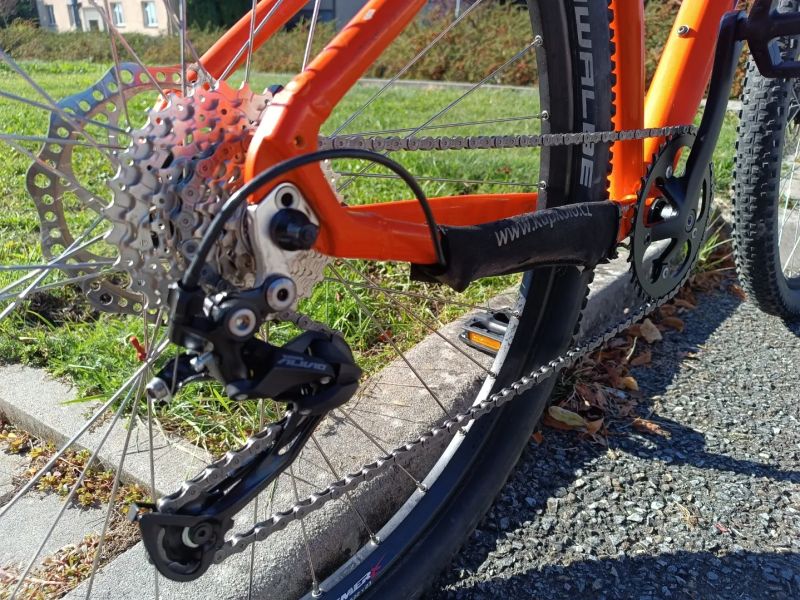 MTB Apache, pevná vidlice Merit