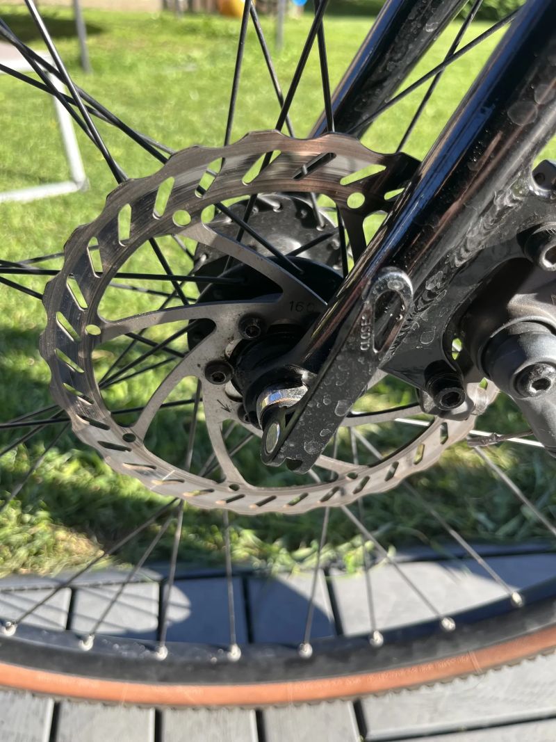 Gravel bike- Gravel MBM Starlight Shimano