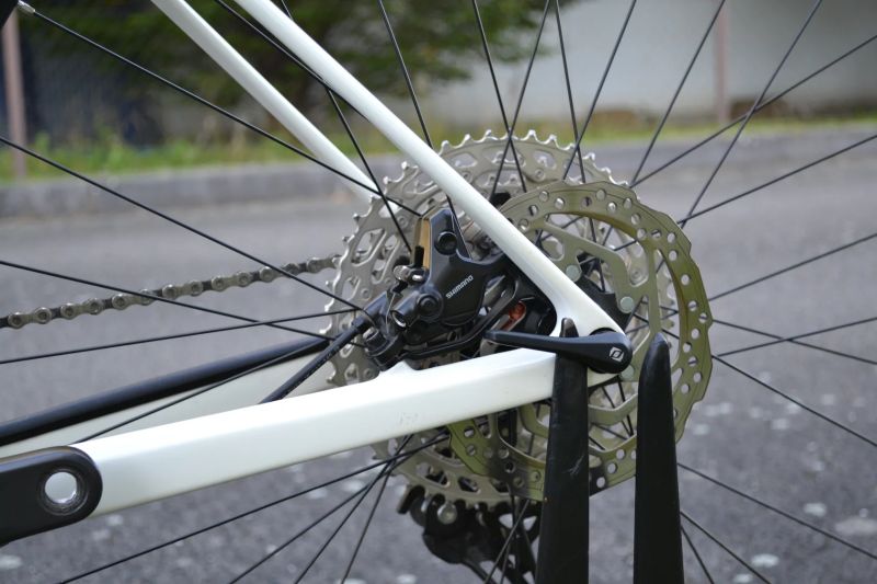 Scott Scale 930 White (L) Top Stav