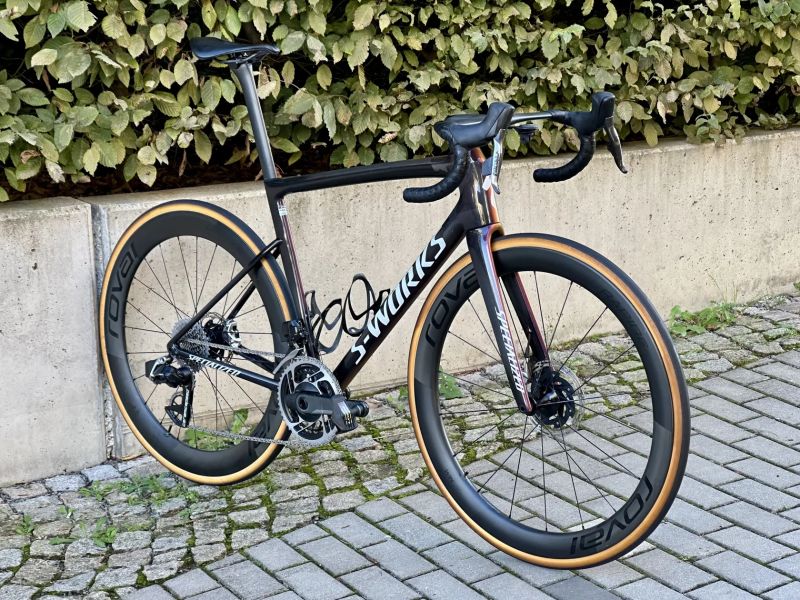 Specialized S-Works Tarmac SL8 / Sram Red AXS / Power Meter / Ceramic Speed OSPW