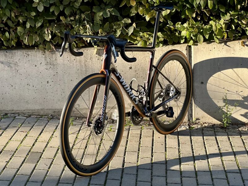Specialized S-Works Tarmac SL8 / Sram Red AXS / Power Meter / Ceramic Speed OSPW